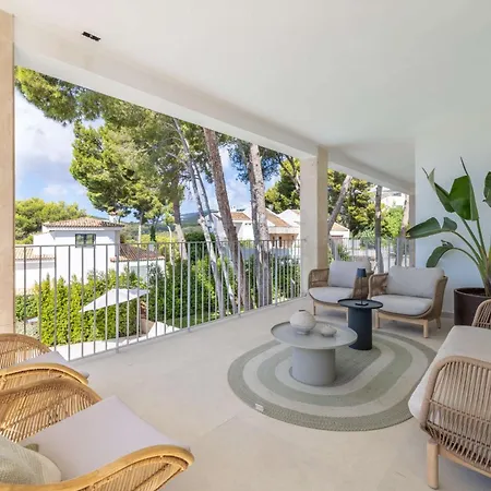 Golf Villa *